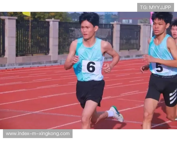 跳远史上里程碑:选手打破8米7的辉煌时刻